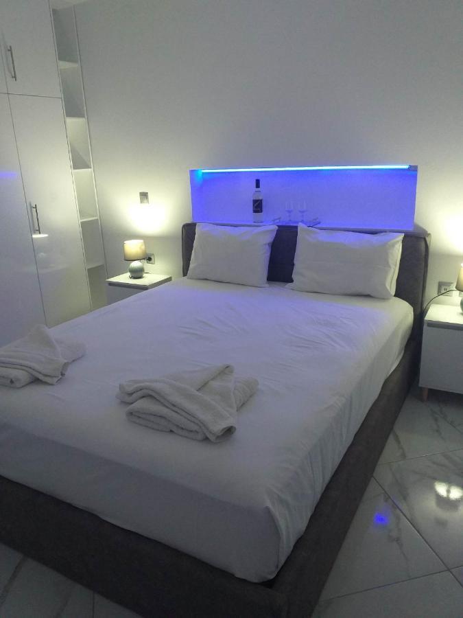 Infinity Blue Suite Panteli Esterno foto